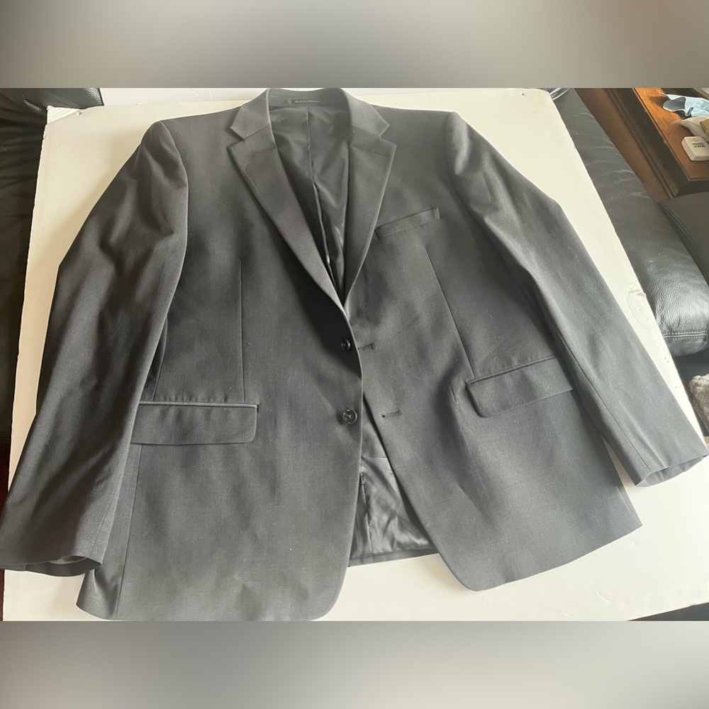 almost new Calvin Klein slim fit jacket in an excellent condition
